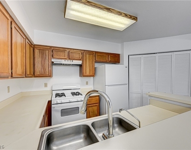 6537 Old Oxford Avenue - Photo Thumbnail 26