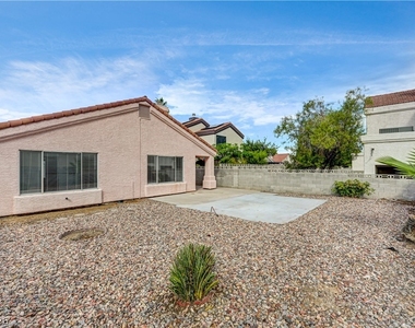 6537 Old Oxford Avenue - Photo Thumbnail 48