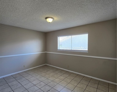 6508 Mecham Avenue - Photo Thumbnail 18