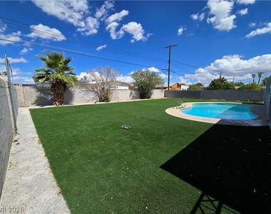 6508 Mecham Avenue - Photo Thumbnail 27