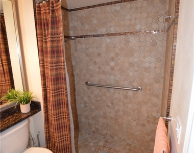 270 E Flamingo Road - Photo Thumbnail 9