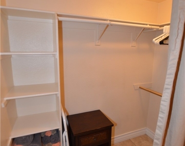 270 E Flamingo Road - Photo Thumbnail 10