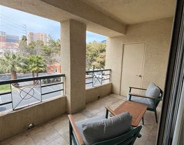 220 E Flamingo Road - Photo Thumbnail 11