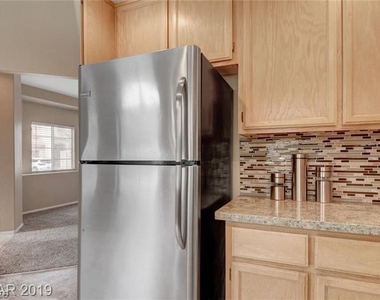 2647 Ridgewater Circle - Photo Thumbnail 5