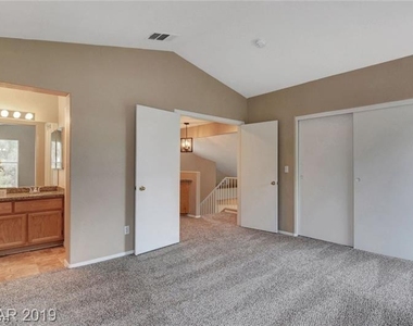 2647 Ridgewater Circle - Photo Thumbnail 15