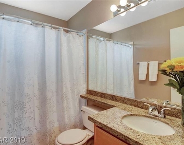 2647 Ridgewater Circle - Photo Thumbnail 18