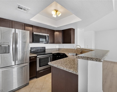 8600 W Charleston Boulevard - Photo Thumbnail 5