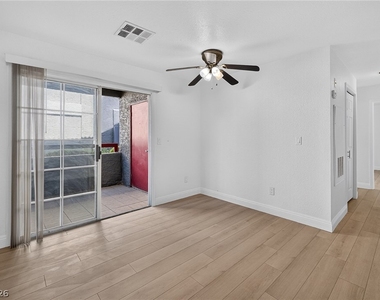 8600 W Charleston Boulevard - Photo Thumbnail 13