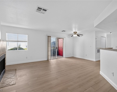 8600 W Charleston Boulevard - Photo Thumbnail 17
