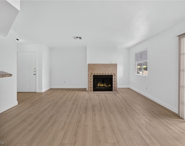 8600 W Charleston Boulevard - Photo Thumbnail 16