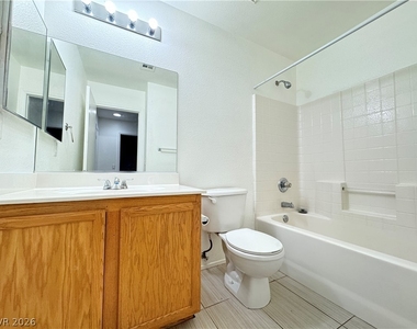 10433 Wyatt Earp Court - Photo Thumbnail 18