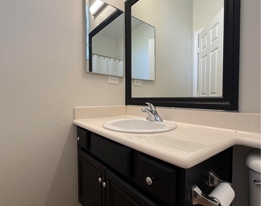 7621 Port Orchard Avenue - Photo Thumbnail 18