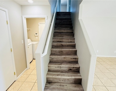 10202 Purple Primrose Drive - Photo Thumbnail 8