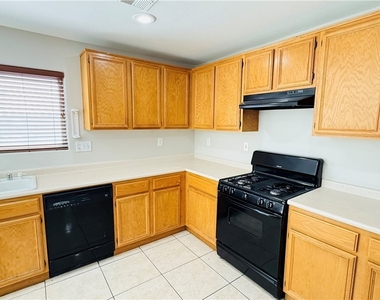 10202 Purple Primrose Drive - Photo Thumbnail 6