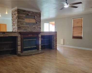 5538 Moncinna Street - Photo Thumbnail 17