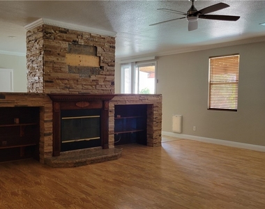 5538 Moncinna Street - Photo Thumbnail 15