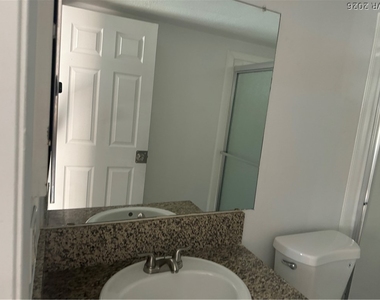 5158 S Jones Boulevard - Photo Thumbnail 9