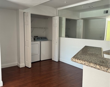 5158 S Jones Boulevard - Photo Thumbnail 18