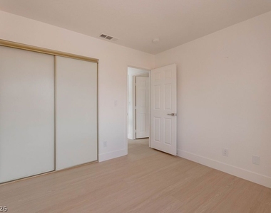 2118 Fountain Springs Drive - Photo Thumbnail 39