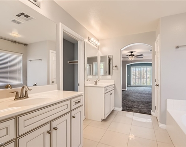 10269 Kadumba Street - Photo Thumbnail 9