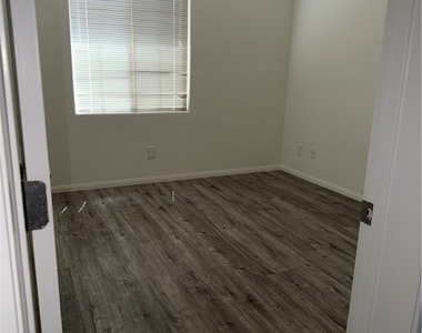 7534 Brisa Del Mar Avenue - Photo Thumbnail 13