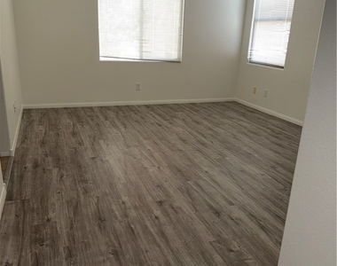 7534 Brisa Del Mar Avenue - Photo Thumbnail 8