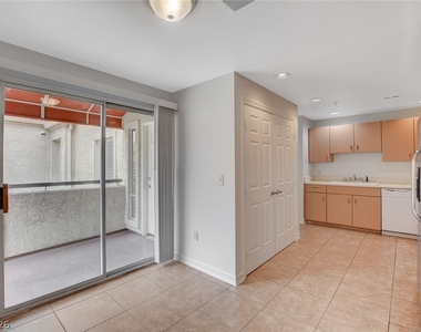 230 E Flamingo Road - Photo Thumbnail 13