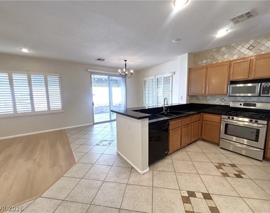 201 Thurston Street - Photo Thumbnail 17