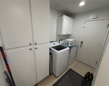 6149 Vista Verde - Photo Thumbnail 13