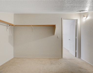 8621 Sierra Cima Lane - Photo Thumbnail 25