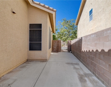 8621 Sierra Cima Lane - Photo Thumbnail 30