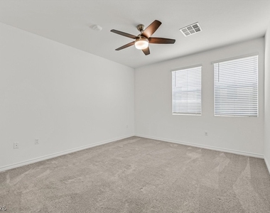 2555 Hampton Road - Photo Thumbnail 14