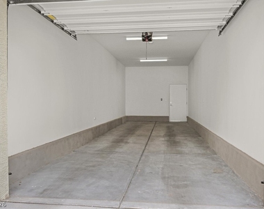 2555 Hampton Road - Photo Thumbnail 28