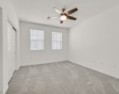 2555 Hampton Road - Photo Thumbnail 20