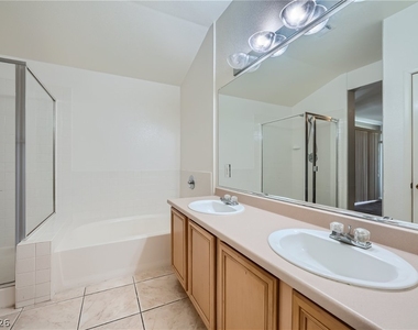 717 Peachy Canyon Circle - Photo Thumbnail 3