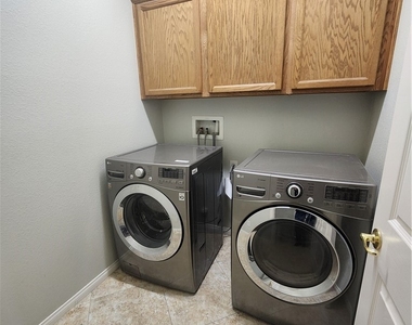 9733 Sienna Valley Ave Avenue - Photo Thumbnail 10