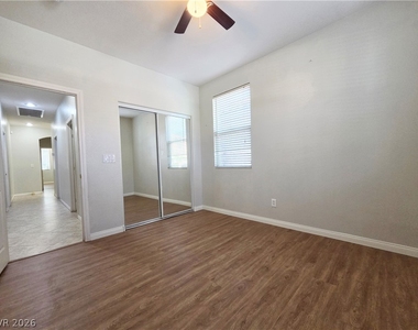 9733 Sienna Valley Ave Avenue - Photo Thumbnail 28