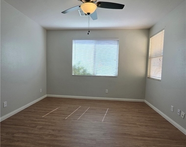 9733 Sienna Valley Ave Avenue - Photo Thumbnail 15