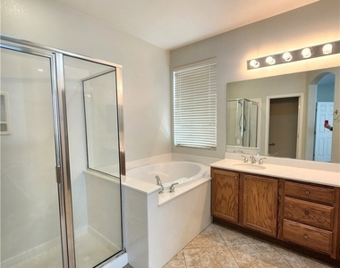9733 Sienna Valley Ave Avenue - Photo Thumbnail 34