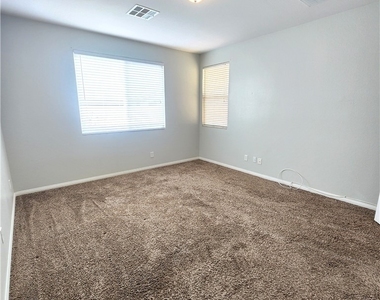 9733 Sienna Valley Ave Avenue - Photo Thumbnail 32
