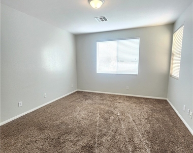 9733 Sienna Valley Ave Avenue - Photo Thumbnail 35