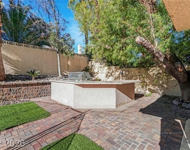 7 Crown Valley Drive - Photo Thumbnail 43