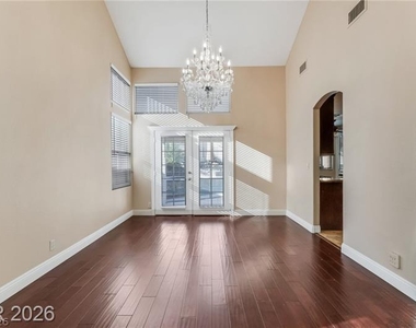 7 Crown Valley Drive - Photo Thumbnail 11