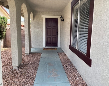 3988 Topawa Drive - Photo Thumbnail 1