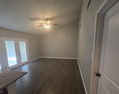 3988 Topawa Drive - Photo Thumbnail 9
