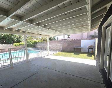 3988 Topawa Drive - Photo Thumbnail 22