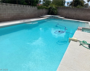 3988 Topawa Drive - Photo Thumbnail 25