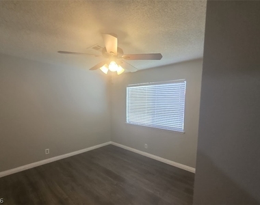 3988 Topawa Drive - Photo Thumbnail 17