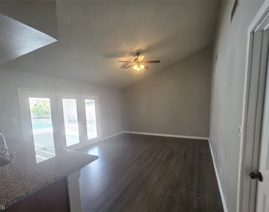 3988 Topawa Drive - Photo Thumbnail 7