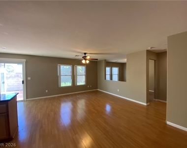 136 Temple Wood Court - Photo Thumbnail 18